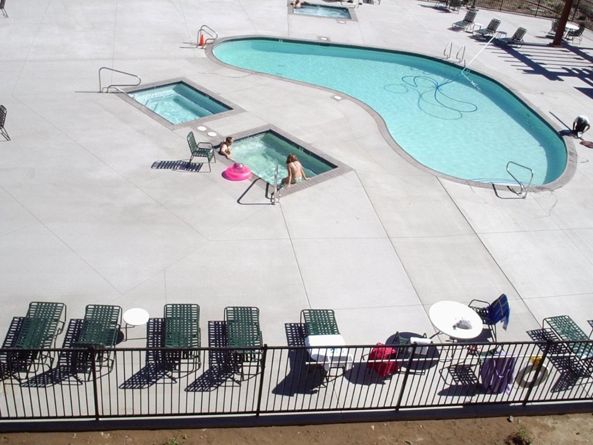 Holiday Inn Club Vacations - David Walley'S Resort, An Ihg Hotel Genoa Zewnętrze zdjęcie